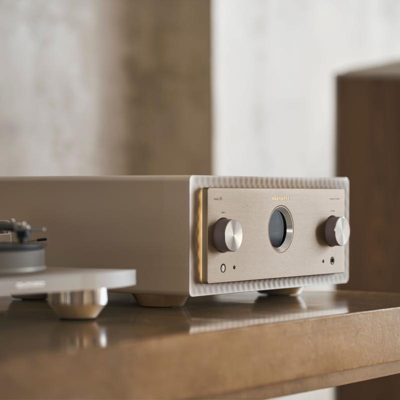 Marantz Model 10 Nova referenca med integriranimi ojačevalniki