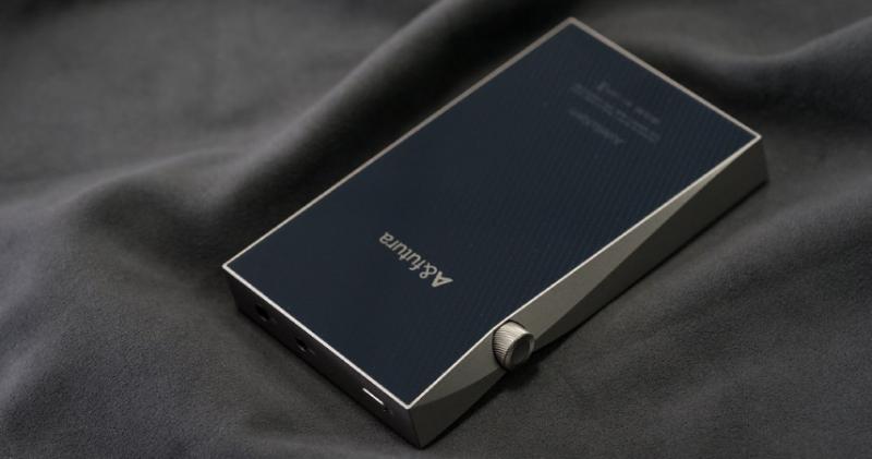 Popolnoma novo doživetje najljubše glasbe z novim Astell&Kern SE100 prenosnim predvajalnikom
